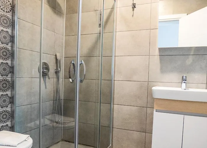 M2 Hodinový hotel *