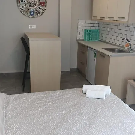M2 Hodinový hotel *